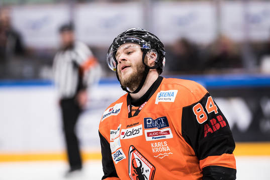 Karlskronas Jimmy Andersson  jublar