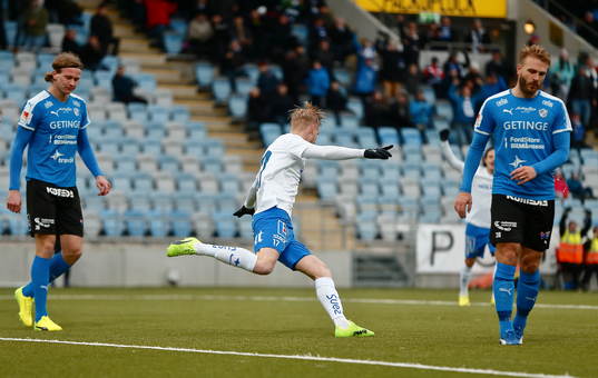 Norrköpings Kalle Holmberg jublar