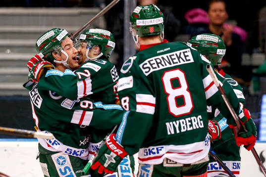 Frölundas Patrik Carlsson jublar