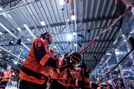 Karlskrons Emil Lundberg jublar