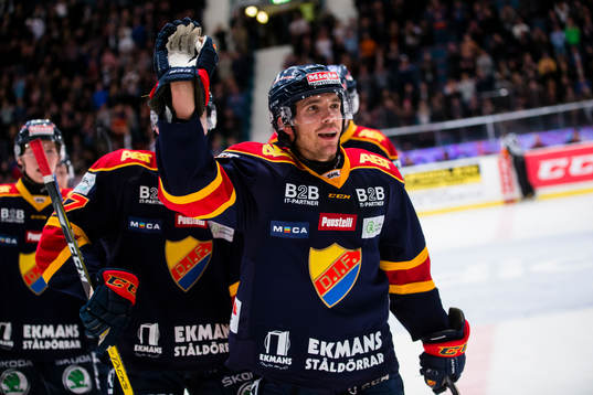 Djurgårdens Matt Anderson firar 1-0