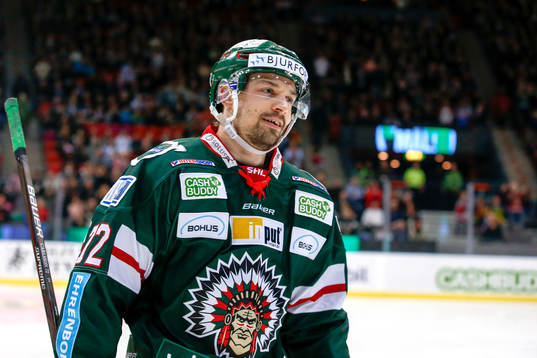 Frölundas Patrik Carlsson jublar