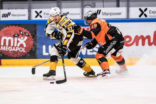 Skellefteås Emil Djuse  och Karlskronas Filip Cruseman
