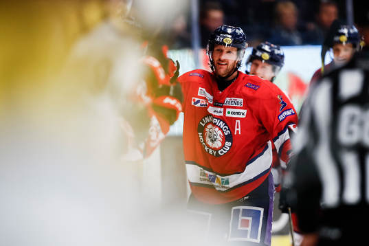 Linköpings Sebastian Karlsson jublar