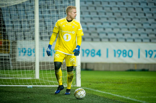 Rosenborgs målvakt Arild Østbø deppar