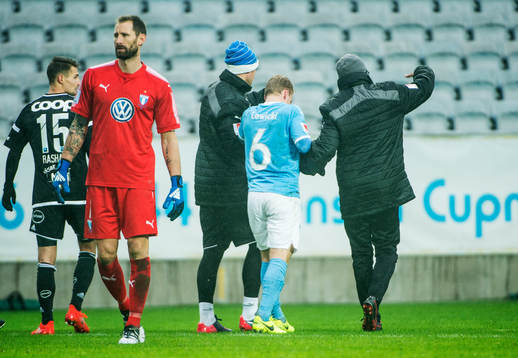 Malmö FFs Oscar Lewicki leds ut