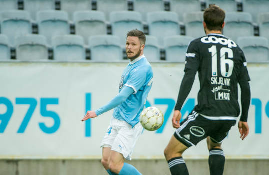 Malmö FFs Lasse Nielsen mot Rosenborgs Jørgen Skjelvik