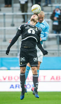Rosenborgs Matthias Vilhjalmsson mot Malmö FFs Franz