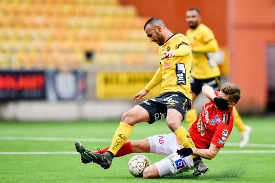 Falkenbergs Jesper Karlsson och Elfsborgs Issam Jebali