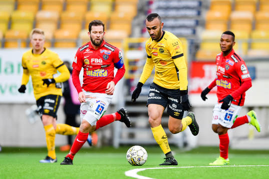 Elfsborgs Issam Jebali och Falkenbergs David Svensson