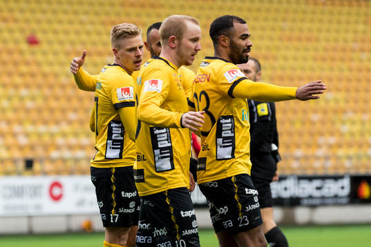 Elfsborgs Per Frick jublar
