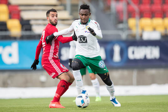 Hammarbys Gershon Koffie mot Östersunds Brwa Nouri