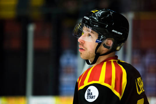Brynäs Kevin Clark före ishockeymatchen i SHL mellan