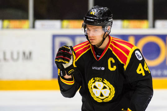 Brynäs Jacob Blomqvist jublar