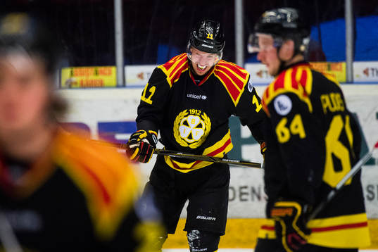 Brynäs Kevin Clark har ont