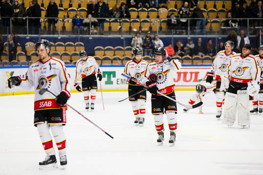 Luleås spelare deppar när de lämnar isen
