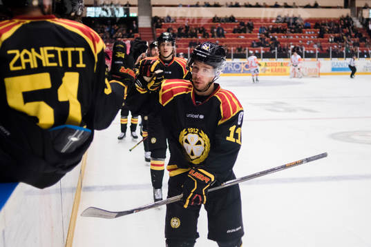 Brynäs Kevin Clark jublar