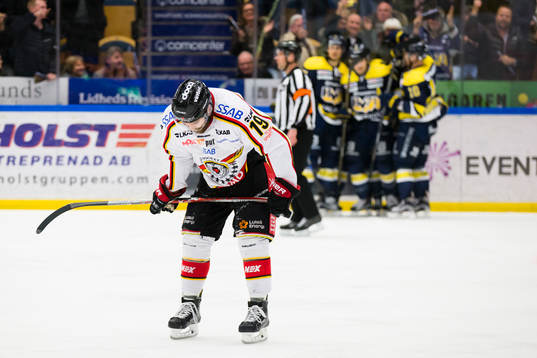 s Simon Önerud har gjort mål till 3-0