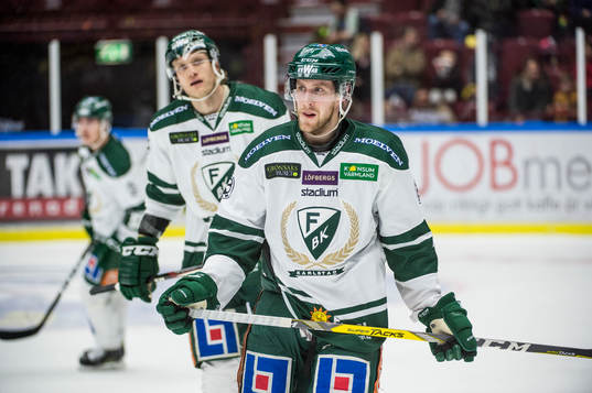 Färjestads Johan Ryno och Per Åslund deppar