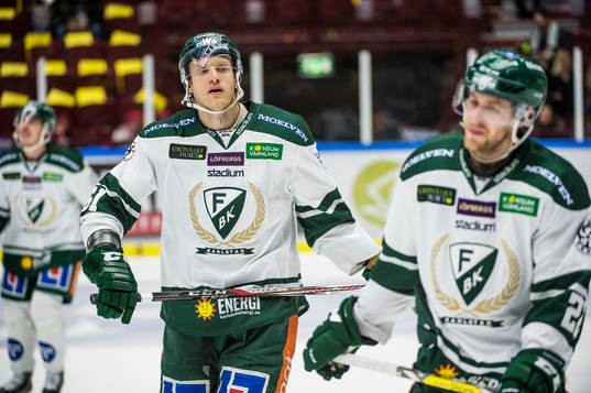 Färjestads Johan Ryno och Per Åslund deppar