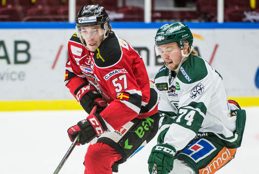 Malmö Redhawks Oscar Eklind mot Färjestads Rasmus Asplund