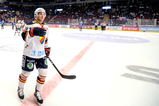 Djurgårdens Linus Hultström jublar