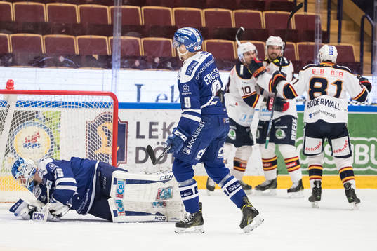 Leksands målvakt Atte Engren och Lukas Ericsson deppar