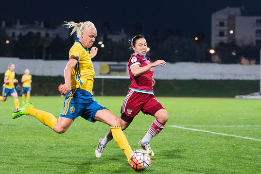 Sveriges Caroline Seger mot Rysslands Elvira Ziiastinova