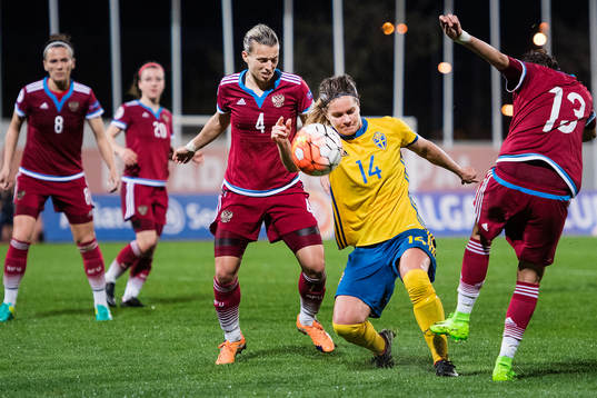 Rysslands Tatiana Sheikina och Sveriges Hanna Folkesson