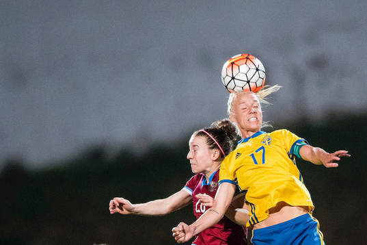 Sveriges Caroline Seger och Rysslands Ksenia Kovalenko