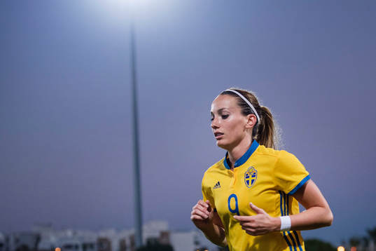 Sveriges Kosovare Asllani