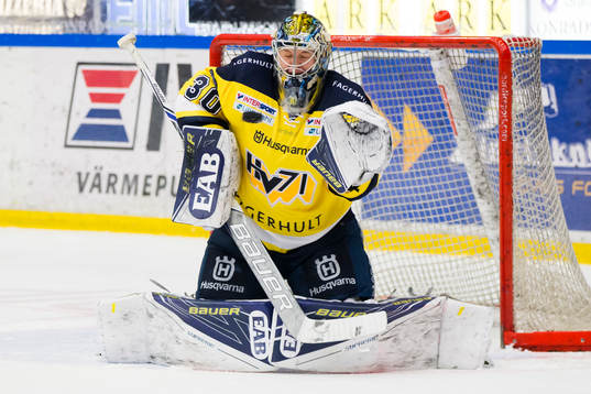 s målvakt Linus Söderström