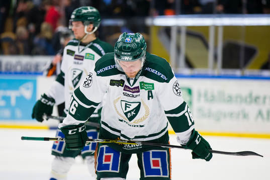 Färjestads Alexander Johansson deppar