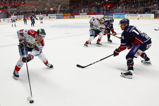 Frölundas Nicklas Lasu och Linköpings Anssi Salmela