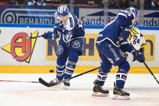 Leksands Martin Grönberg i ishockeymatchen i SHL mellan
