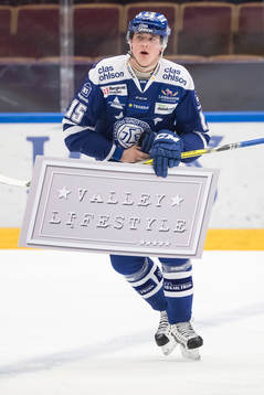Leksands Johan Porsberger i ishockeymatchen i SHL mellan