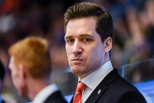 Växjös tränare Sam Hallam