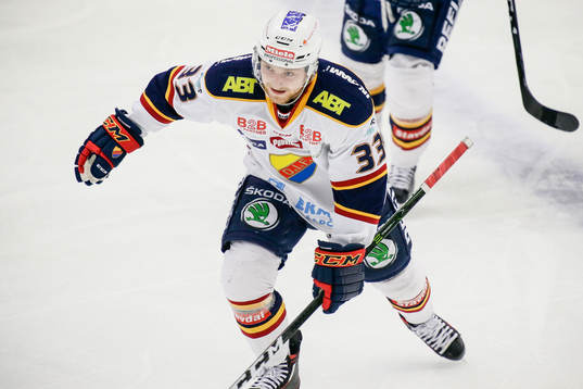 Djurgårdens Linus Hultström jublar