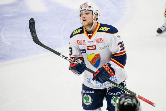 Djurgårdens Linus Hultström jublar