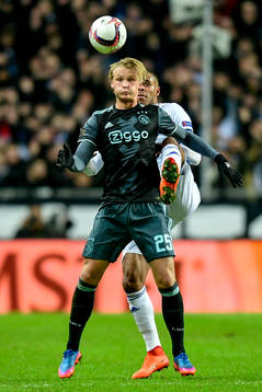 FC Köpenhamns Mathias Jörgensen och Ajaxs Kasper Dolberg