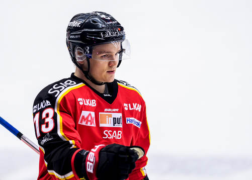 Luleås Julius Junttila jublar
