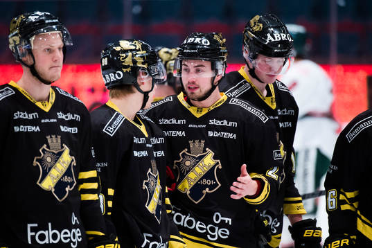s Victor Ekvarv före en ishockeymatch i Hockeyallsvenskans