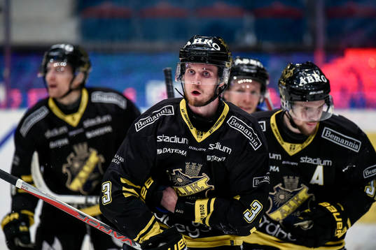 s Jens Hellgren jublar