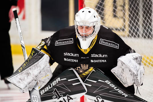 s målvakt Gasper Kroselj