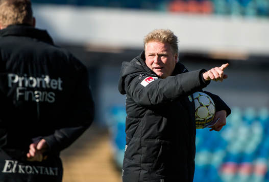 Tränare Jörgen Lennartsson tränar med IFK Göteborg