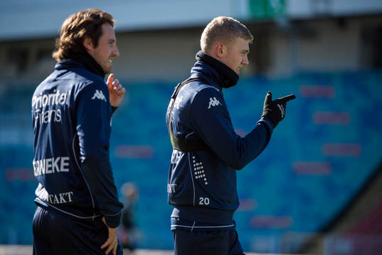 Mikkel Diskerud (tv) och Henrik Björdal (th) tränar med