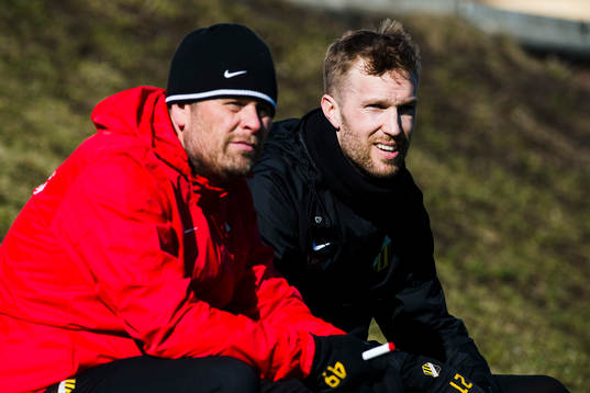 Häckens tränare Mikael Stahre och Rasmus Lindgren