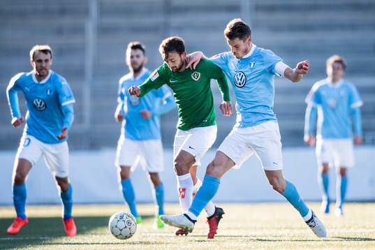 Jönköpings Robert Gojani och Malmö FFs Markus Rosenberg