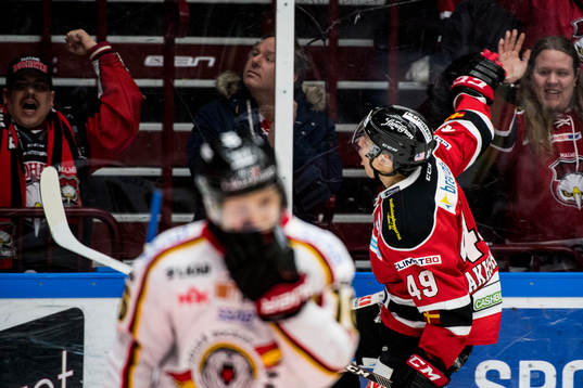 Malmö Redhawks Rhett Rakhshani jublar