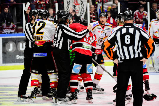 Malmö Redhawks Nichlas Hardt i bråk